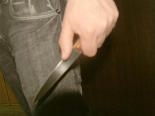 Prins de poliţiştii din Năvodari cu un cuţit asupra sa